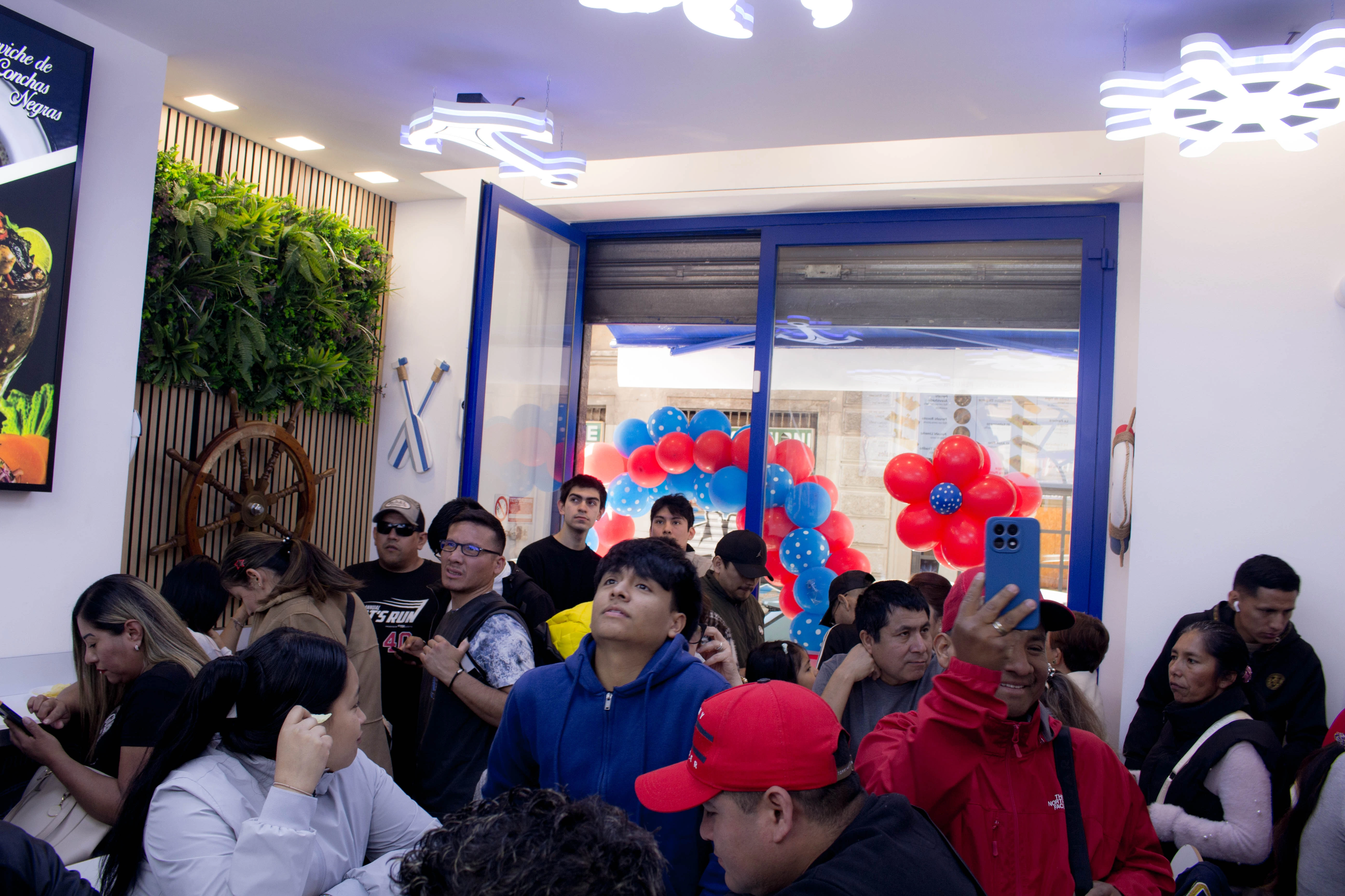 Detalles de presentación en En Su Punto